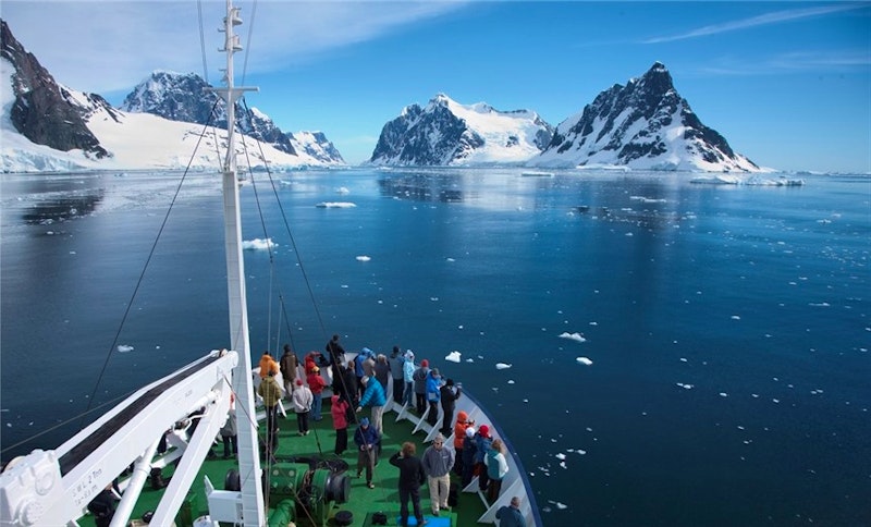 3 Amazing ways to experience Antarctica | Rainbow Tours